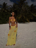 Cargar la imagen en la vista de la galería, Tropical sally three piece Swimsuit