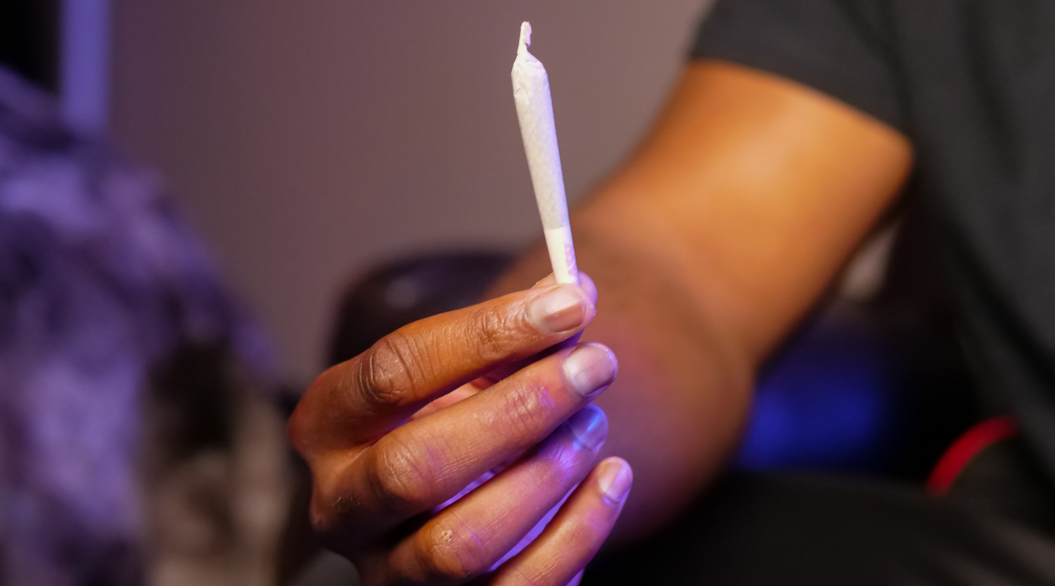 Rolling Paper 101: A Beginner's Guide to Perfect Joints