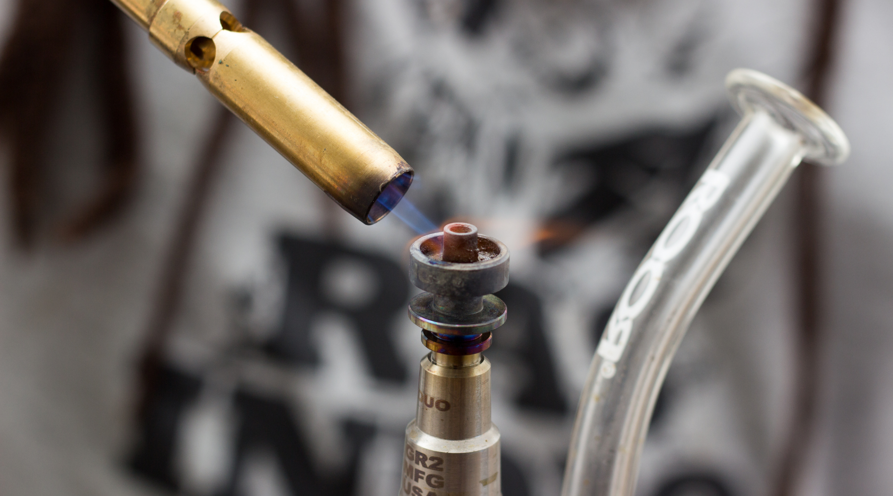 Glass Rigs 101: A Beginner’s Guide to Dabbing Like a Pro