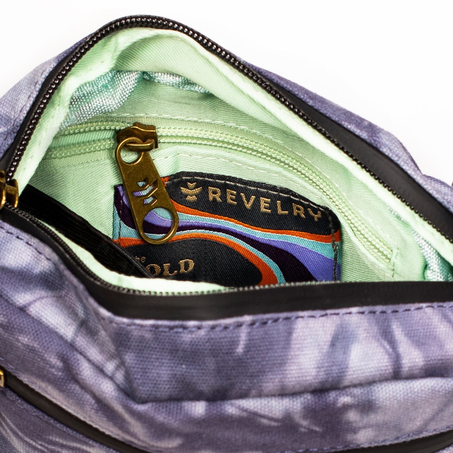 The Companion - Smell Proof Crossbody Bag by Smoke Drop - view 9 | Buddy Brandz