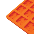 Load image into Gallery viewer, Ongrok Scored Gummy Molds by Smoke Drop - view 6 | Buddy Brandz
