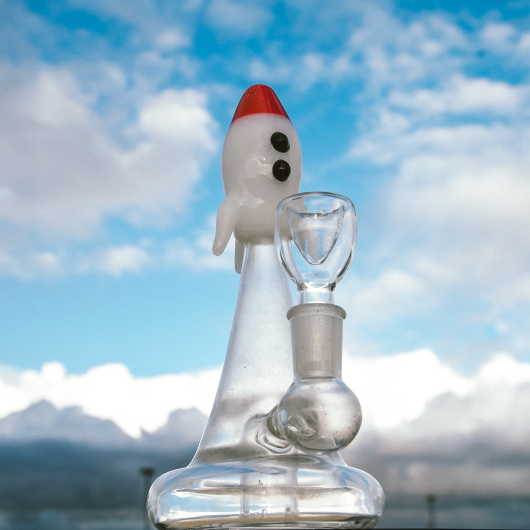 HEMPER Blastoff Rocket Bong by Smoke Drop - view 4 | Buddy Brandz