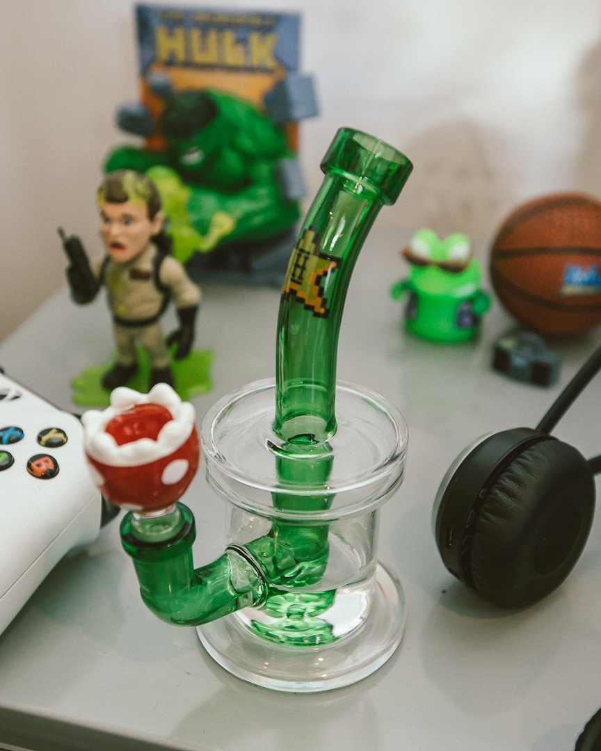 HEMPER Gaming Bong by Smoke Drop - view 4 | Buddy Brandz