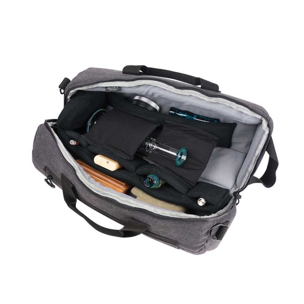 RYOT PRO-DUFFLE CARBON SERIES SMELL-PROOF BAG by Smoke Drop - view 8 | Buddy Brandz
