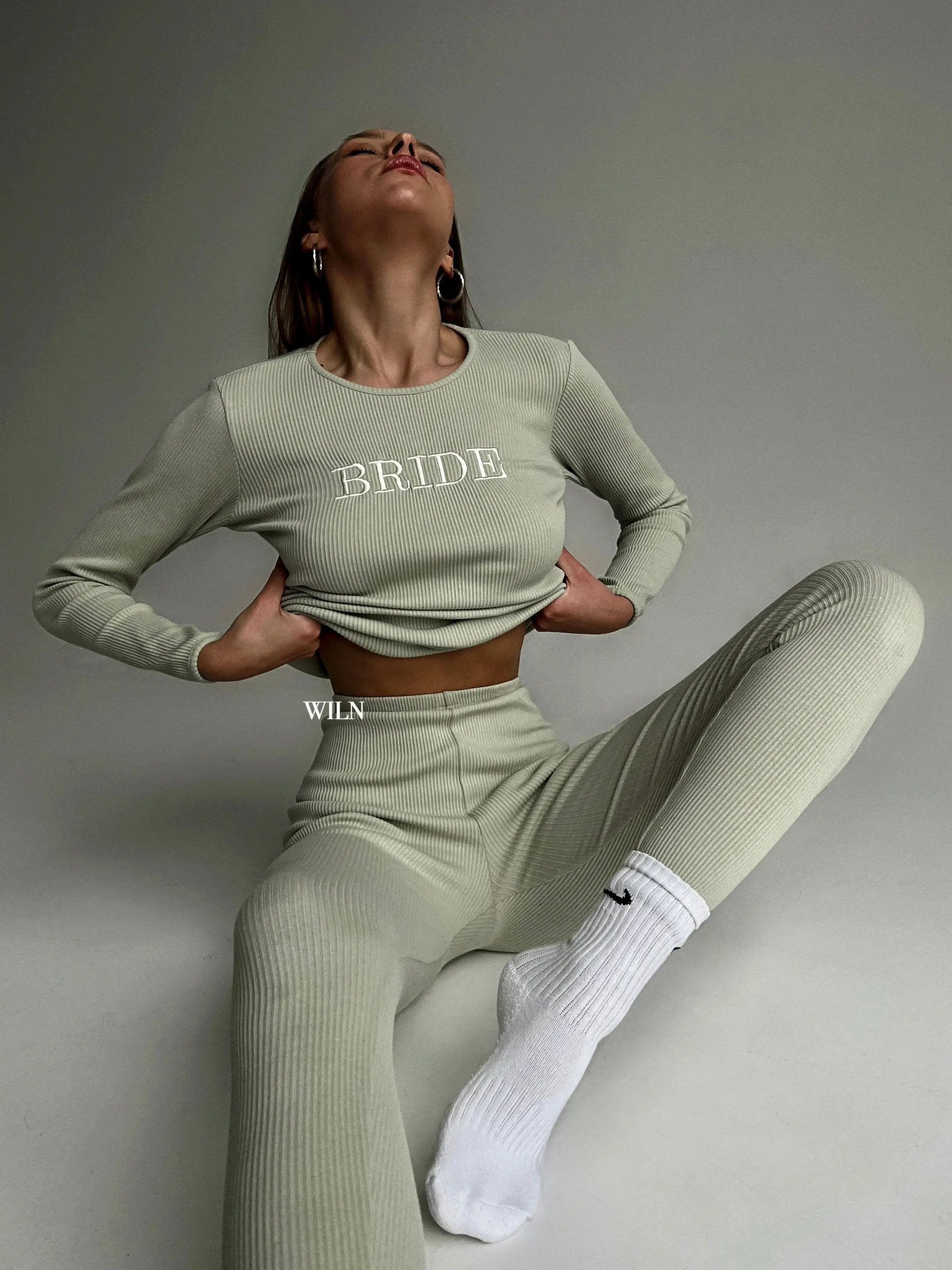 EASE by WILN | Buddy Brandz