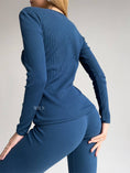 Cargar la imagen en la vista de la galería, EASE by WILN - view 3 | Buddy Brandz
