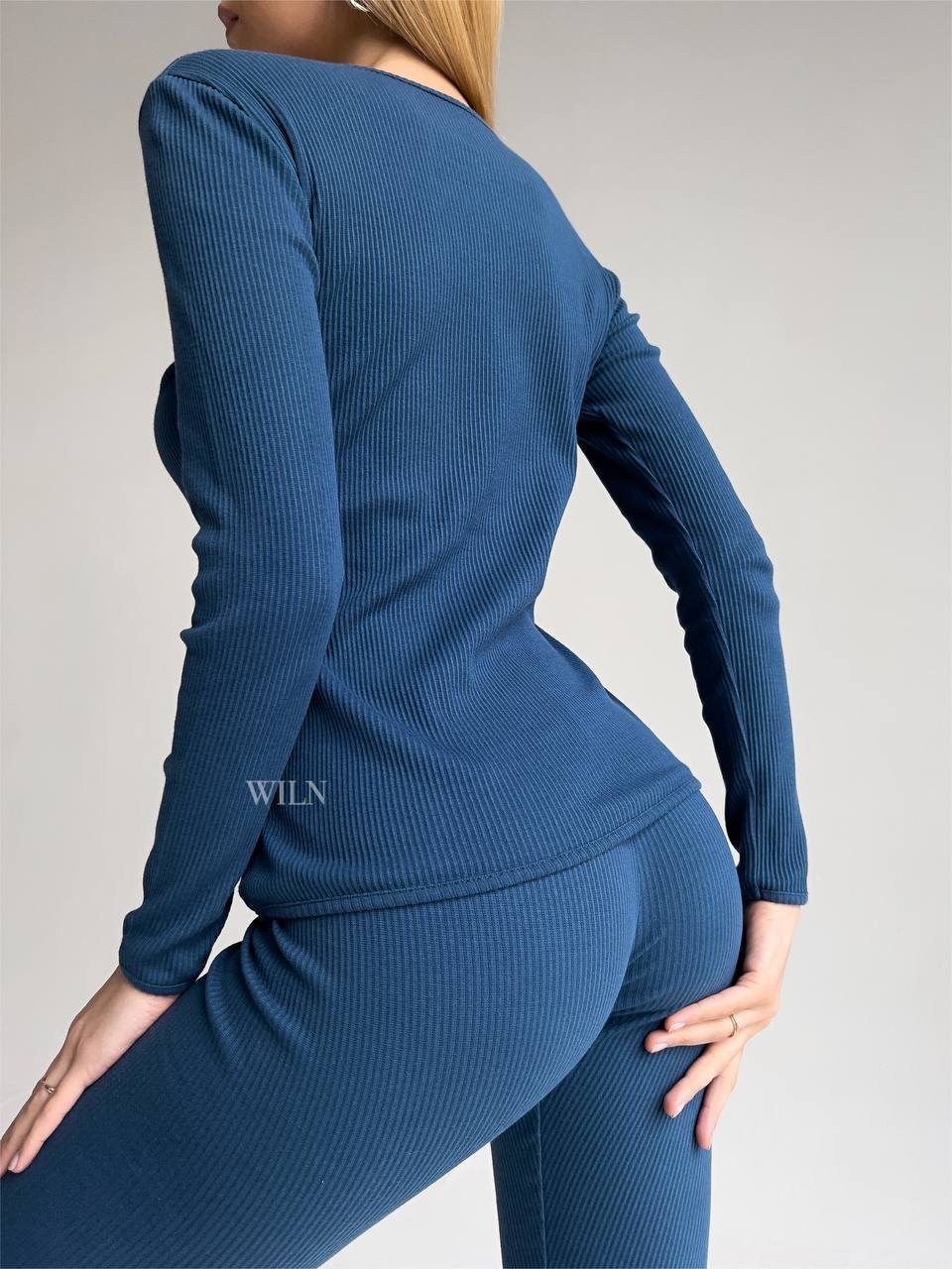EASE by WILN - view 3 | Buddy Brandz