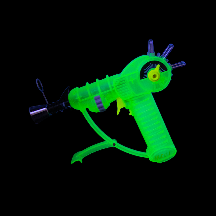 Space Out Ray Gun Torch Lighter - Glow Green by Space Out | Buddy Brandz